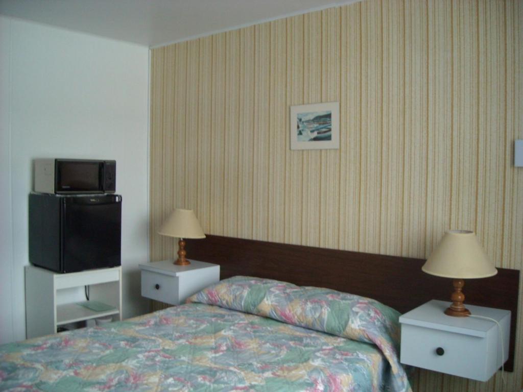 Motel Le Noroit L'Anse-au-Griffon Екстериор снимка