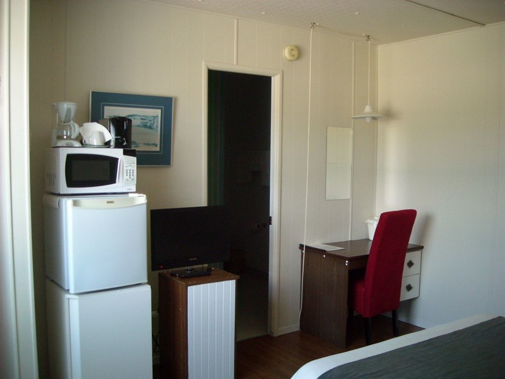 Motel Le Noroit L'Anse-au-Griffon Екстериор снимка