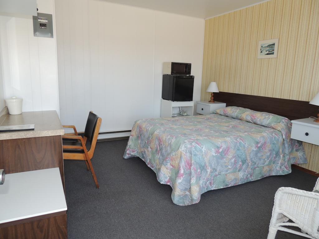 Motel Le Noroit L'Anse-au-Griffon Екстериор снимка