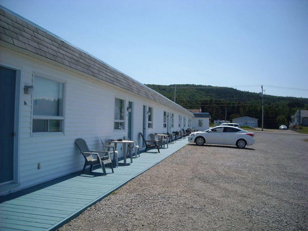 Motel Le Noroit L'Anse-au-Griffon Екстериор снимка